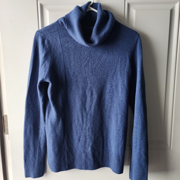 H&M Blue Long-Sleeved Turtleneck Sweater Long-Sleeved M - Picture 1 of 5